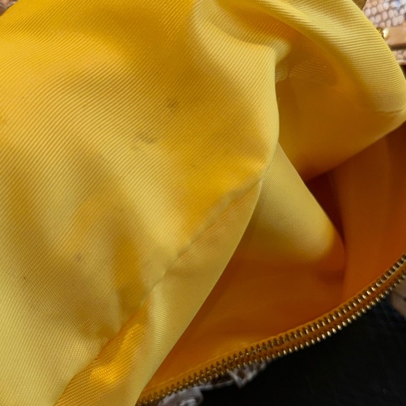 HTF JESSICA SIMPSON OFF-WHITE SNAKESKIN HANDBAG PURSE, WITH YELLOW INTERIOR. - Picture 9 of 10